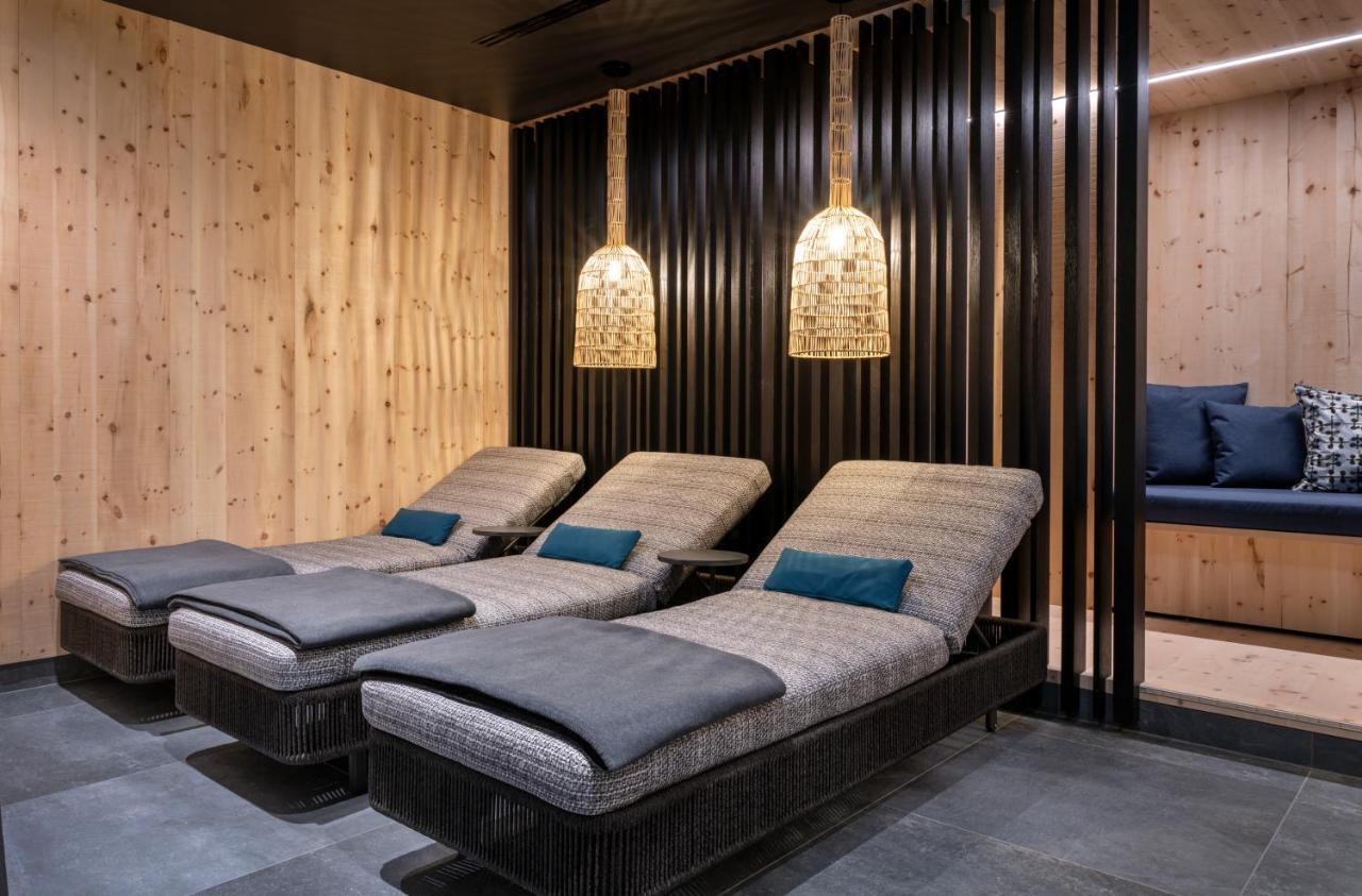 Ski & Bike Hotel Wiesenegg Saalbach-Hinterglemm Exterior photo