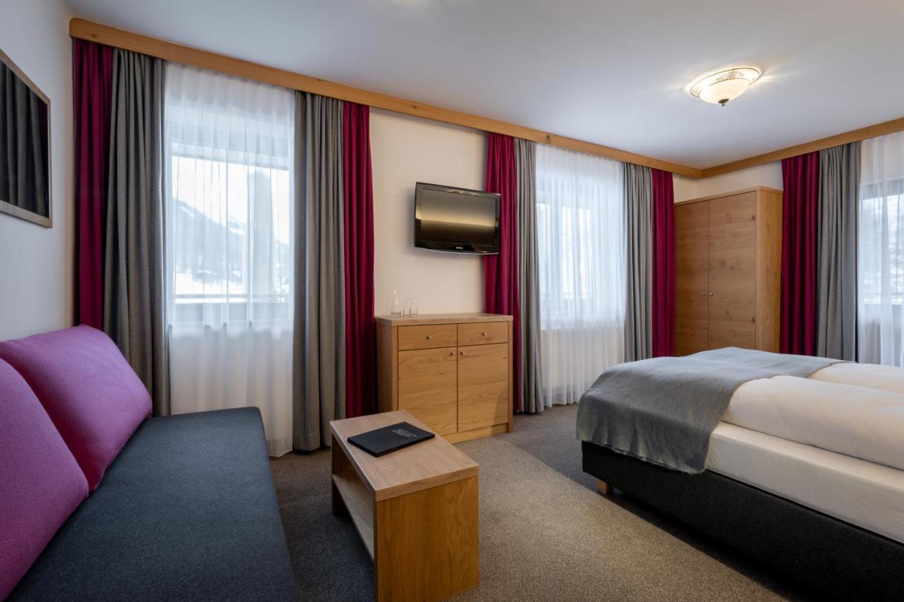Ski & Bike Hotel Wiesenegg Saalbach-Hinterglemm Exterior photo