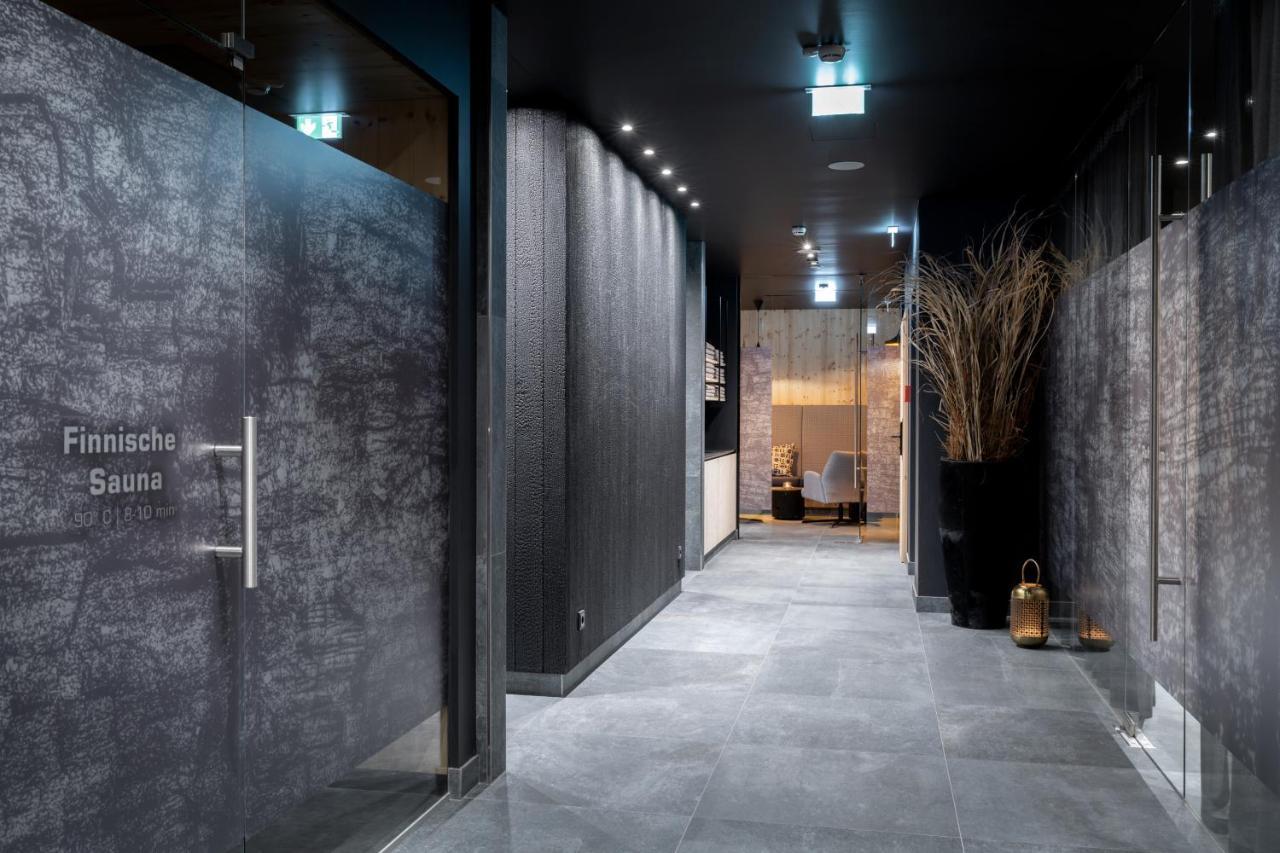 Ski & Bike Hotel Wiesenegg Saalbach-Hinterglemm Exterior photo